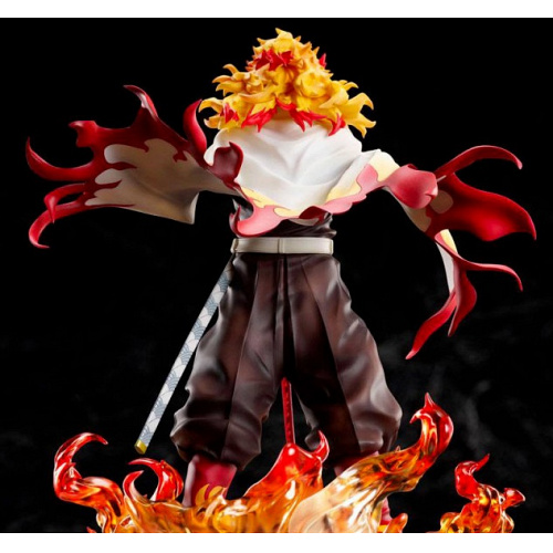 kyojuro rengoku mugen train demon slayer kimetsu no yaiba figure