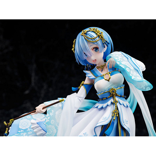 rem hanfu figure