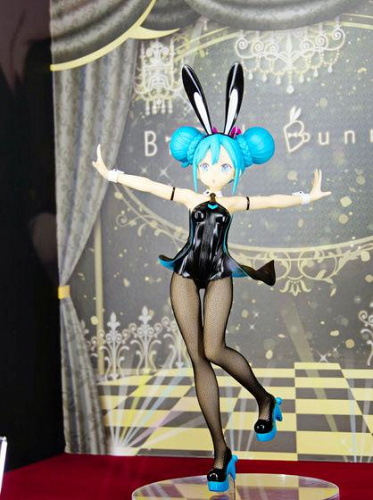 millim bunny figure